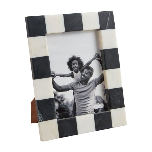 Black & White Check Frame