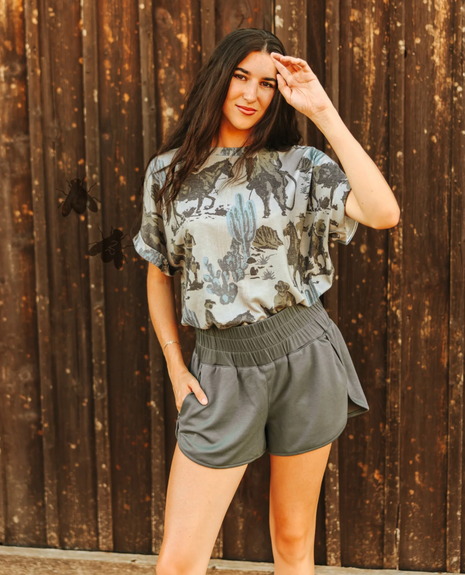 Cloud Basic Shorts